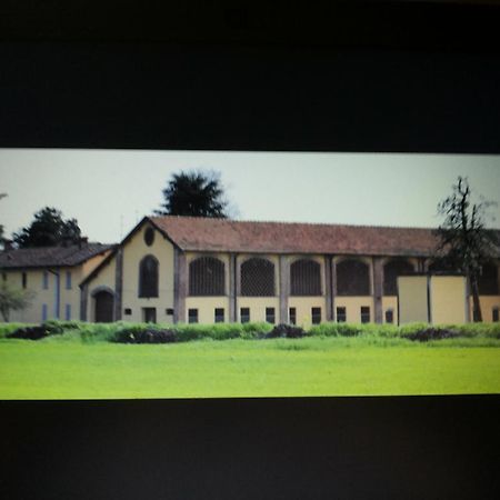 Agriturismo Cavrigo Lodi Luaran gambar