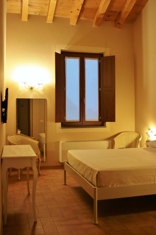 Agriturismo Cavrigo Lodi Bilik gambar