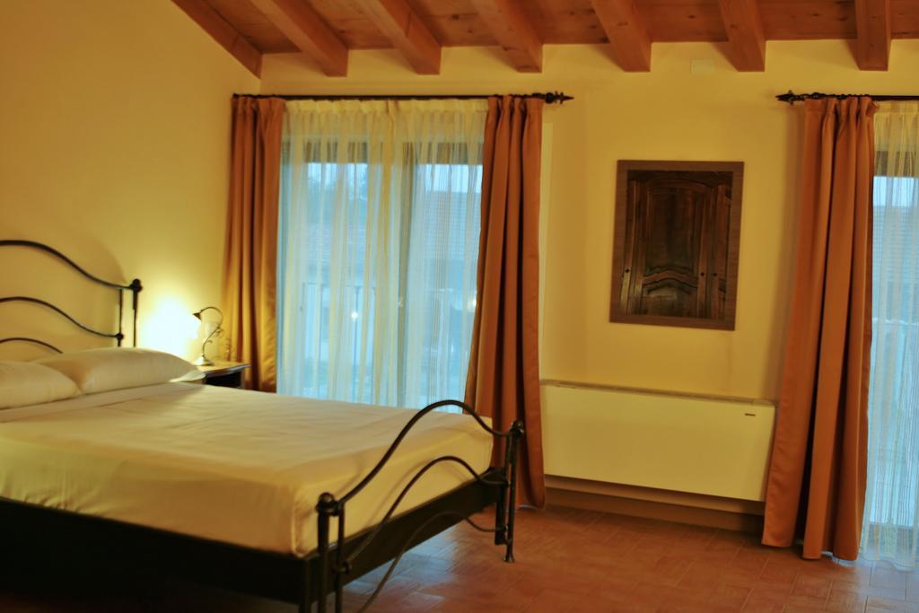 Agriturismo Cavrigo Lodi Bilik gambar